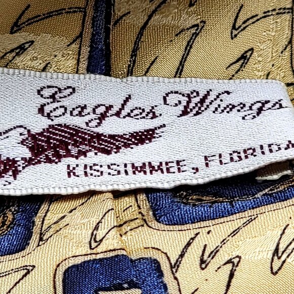 Religious-Themed Mens Tie W/ Praying Hands Grandfathercore Wide - Picture 9 of 9